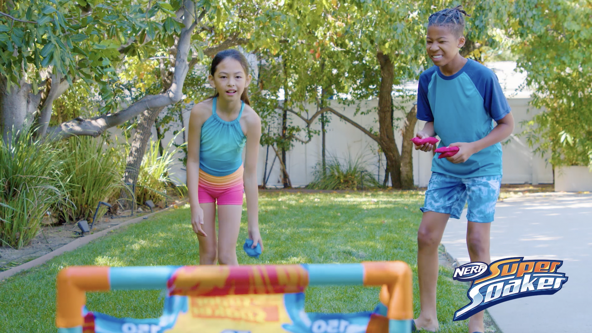 Amazon.com: Nerf Super Soaker Toss 'N Splash Cornhole Set – Bean